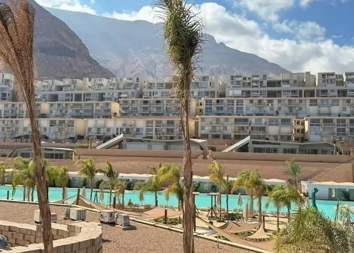 Apartment للايجار في المونت جلاله العين السخنه 3 غرف مكيف بالكامل