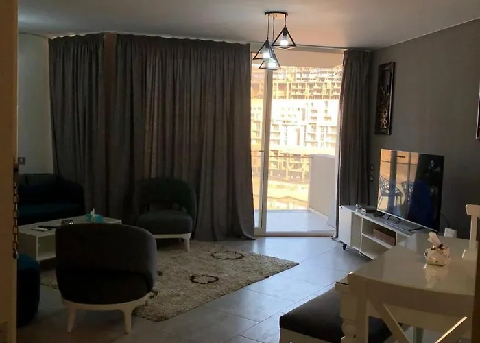 للايجار في المونت جلاله العين السخنه 3 غرف مكيف بالكامل