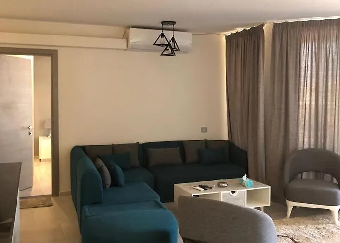 Apartment للايجار في المونت جلاله العين السخنه 3 غرف مكيف بالكامل *